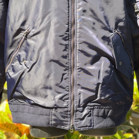 LACOSTE SHERPA COLLAR PADDED BOMBER JACKET [BH8405] - Picture 7 of 11